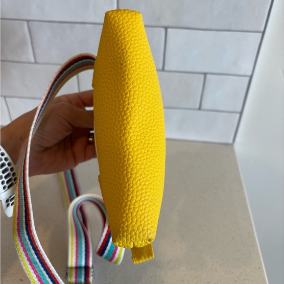 Nordstrom Belt Bag Fanny Pack Crossbody Purse Rainbow Strap 39" Yellow Pebbled - Picture 5 of 9